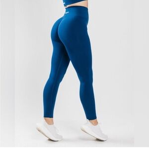 Alphalete Amplify Leggings